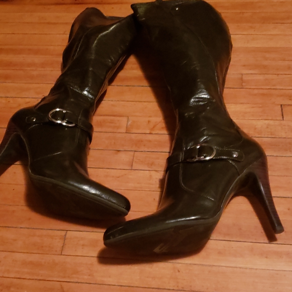 Marc fisher boots womens size 10